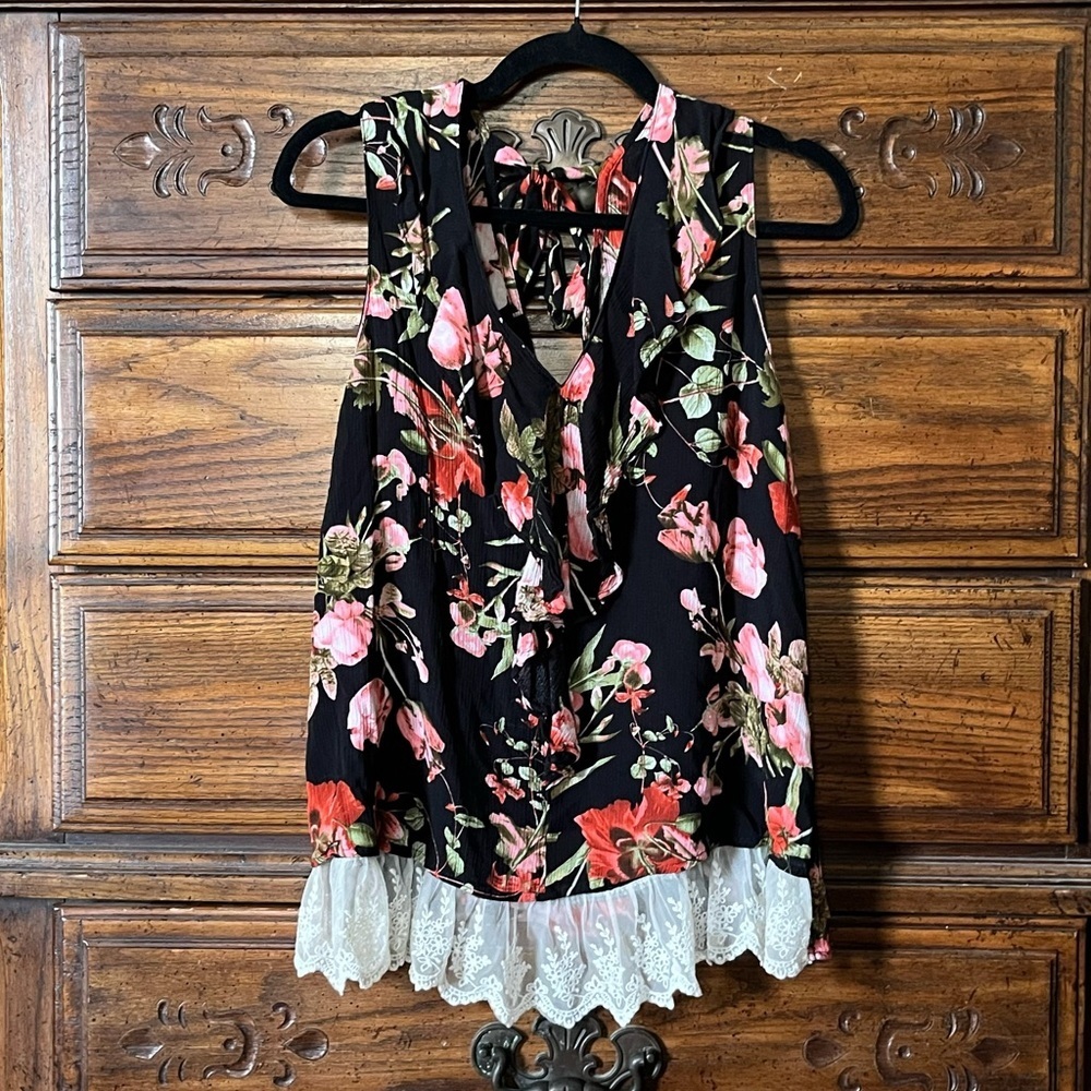 Umgee Black Floral Ruffle V-Neck and Back Neck Tie Blouse with Lace Trim